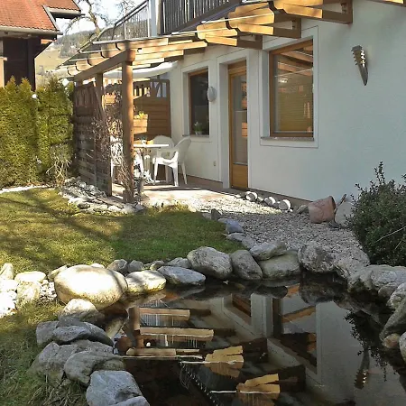 Haus Gruber 613w 아파트 *